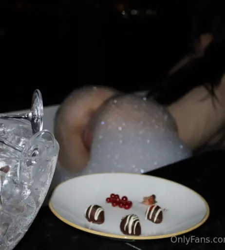 Image 2402329 from Naya Dickson