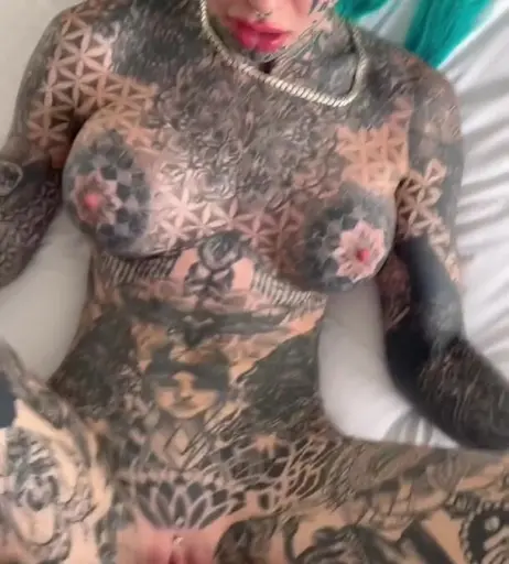 Image 2400019 from Amber Luke