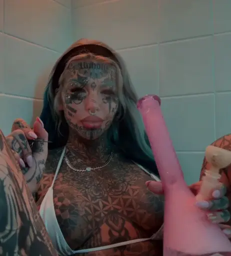 Image 2400996 from Amber Luke