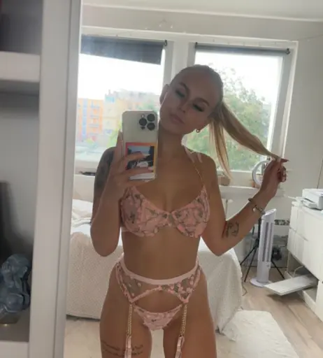 Image 2408903 from Zuckermauss