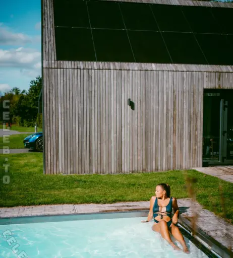 Image 25947692 from Puck Moonen