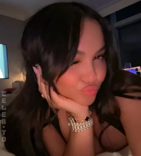 Image 25987234 from Stella Hudgens