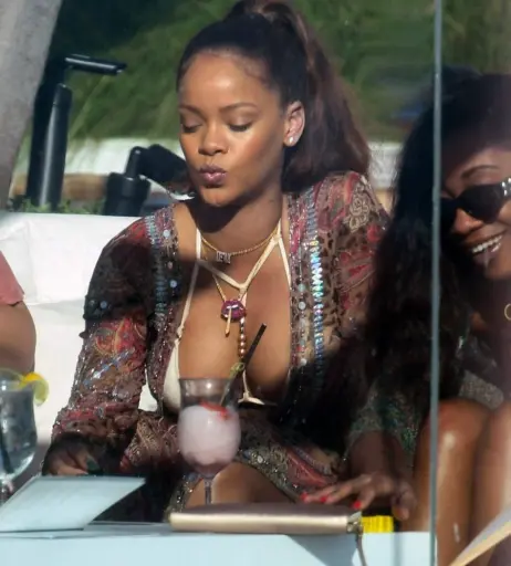 Image 25823613 from Rihanna