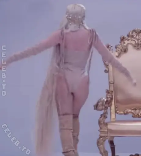 Image 25747085 from Ava Max
