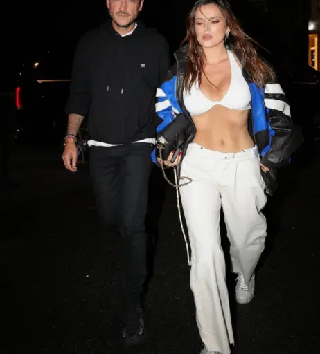 Image 25712980 from Bella Thorne