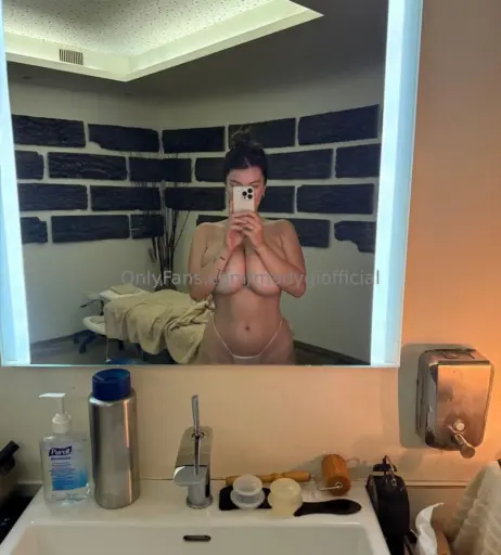 Image 2564103 from Mady Gio