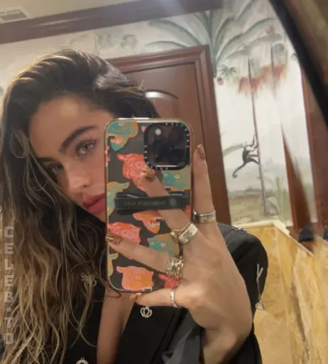 Image 25687075 from Sommer Ray