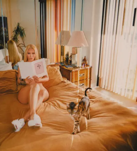Image 25565579 from Iggy Azalea