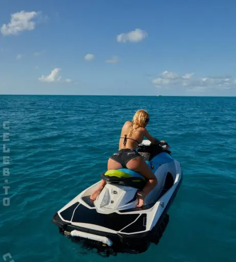 Image 25566563 from Iggy Azalea