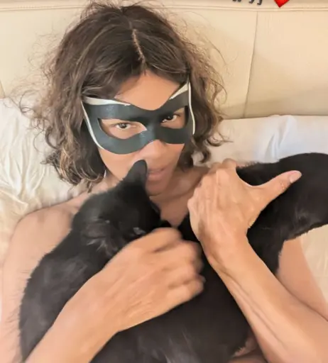 Image 2554312 from Halle Berry