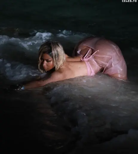 Image 25585279 from Nicki Minaj