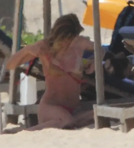 Image 2545678 from Doutzen Kroes