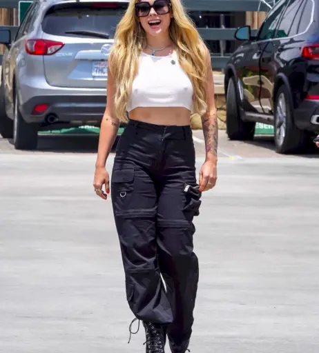 Image 2544184 from Avril Lavigne