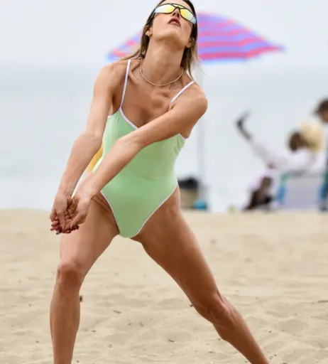 Image 2542550 from Alessandra Ambrosio