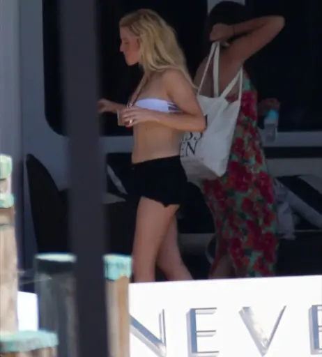 Image 2542448 from Ellie Goulding