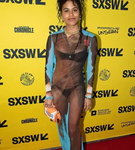 Image 2542600 from Zazie Beetz