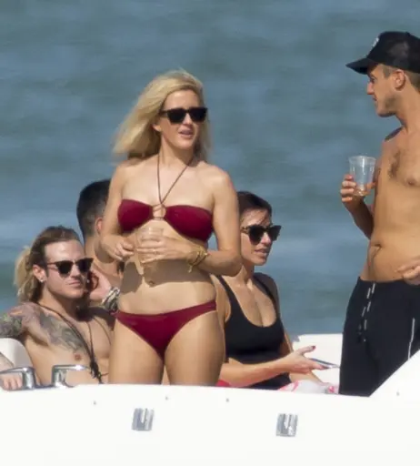 Image 2543503 from Ellie Goulding