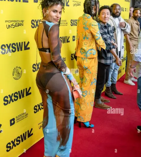 Image 2543330 from Zazie Beetz