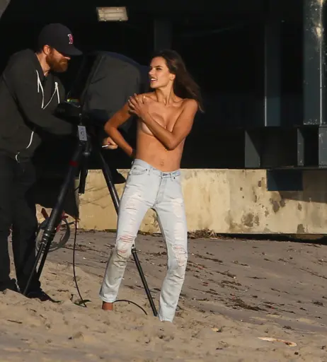 Image 2548455 from Alessandra Ambrosio