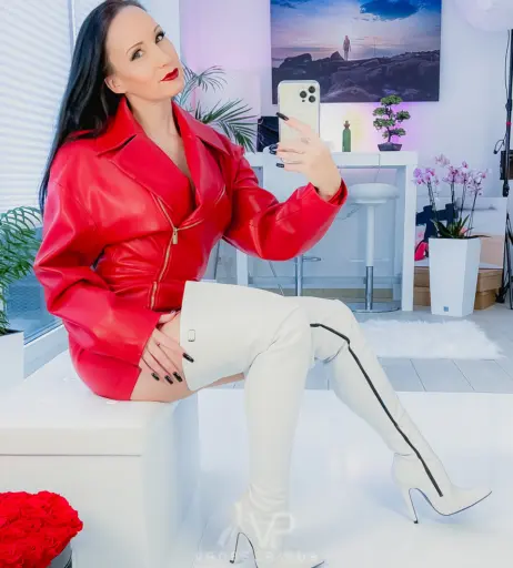 Image 2532991 from Vanessa Pur