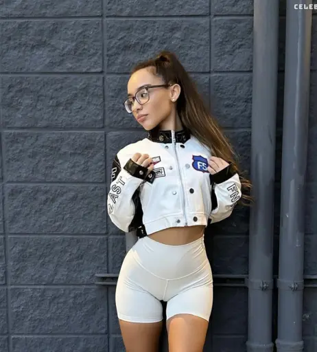 Image 2527403 from Alahna Ly