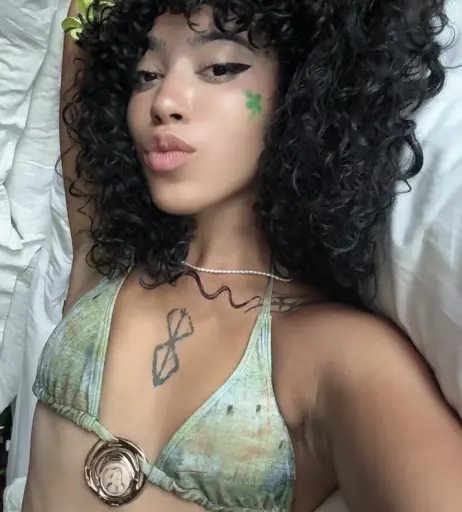Image 25217006 from Frizzylifts | Missfrizz