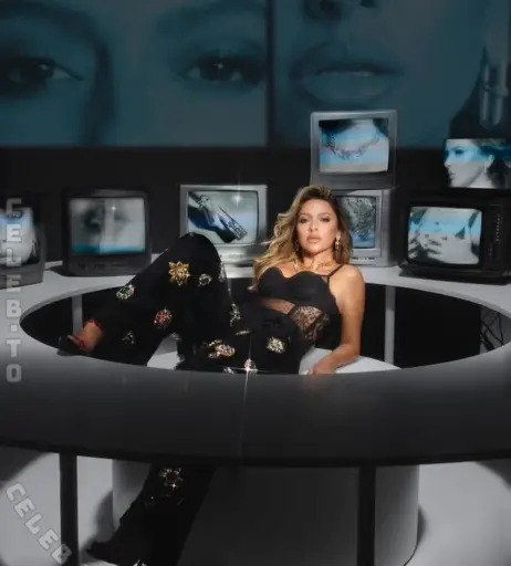 Image 25155717 from Hadise