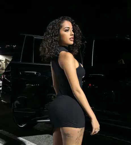 Image 25155006 from Malu Trevejo