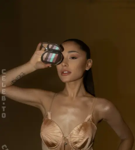 Image 25150687 from Ariana Grande