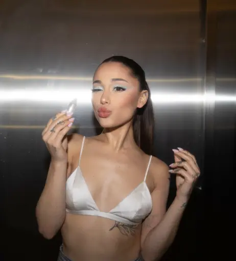 Image 25166739 from Ariana Grande