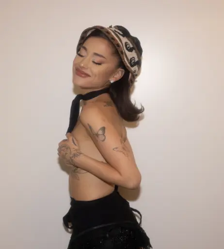 Image 25177077 from Ariana Grande