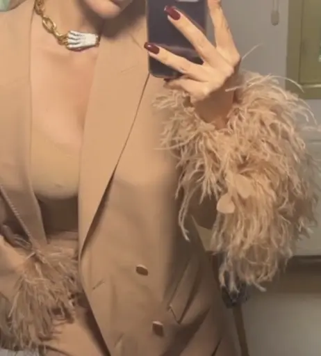 Image 25172301 from Hadise