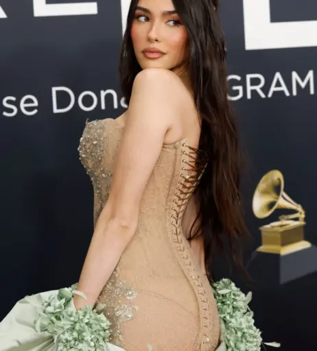 Image 25115936 from Madison Beer