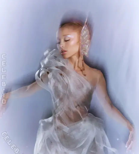 Image 25191757 from Ariana Grande