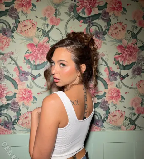 Image 25193004 from Riley Reid