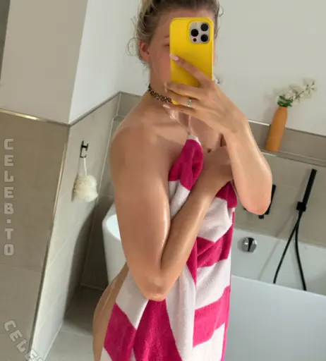 Image 25056131 from ASMR Janina