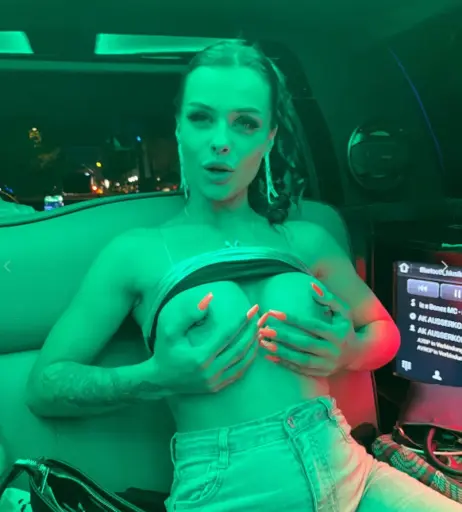 Image 269654 from Lara Bttn