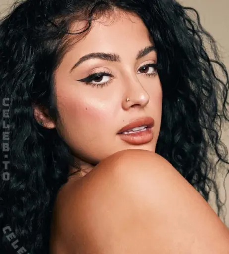 Image 26912199 from Malu Trevejo