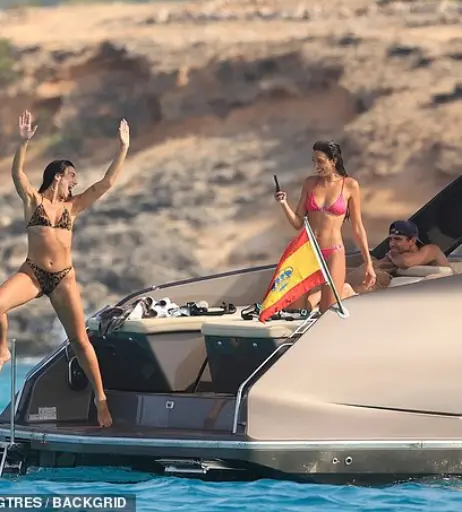 Image 26905057 from Dua Lipa
