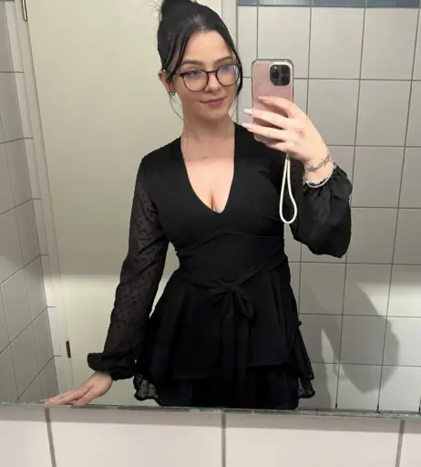 Image 2699290 from Roxi Black
