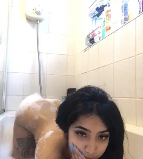 Image 2698476 from Yasmina Khan