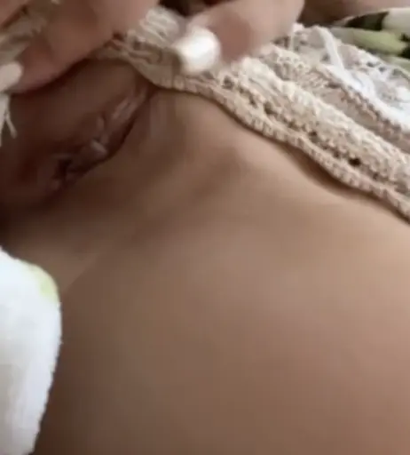 Image 268670 from Lara Bttn