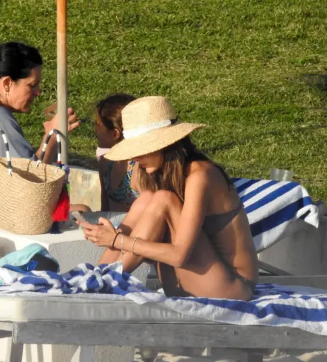 Image 2687356 from Alessandra Ambrosio