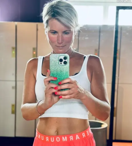 Image 2682134 from Kamilla Senjo