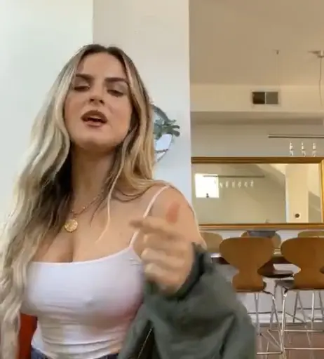 Image 2689568 from Joanna Levesque