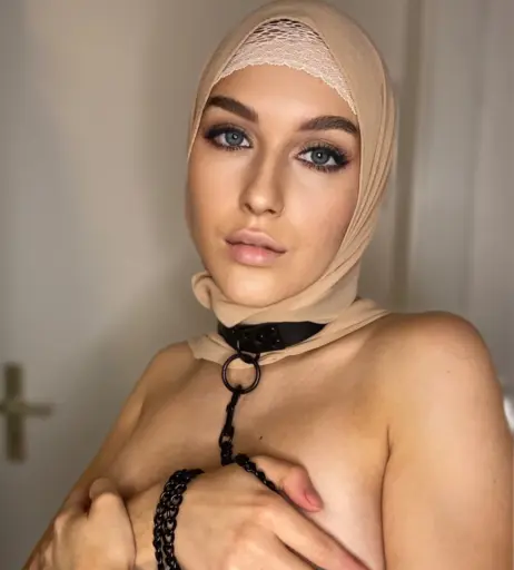 Image 2676686 from Fareeha Bakir