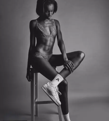 Image 2670448 from Leomie Anderson