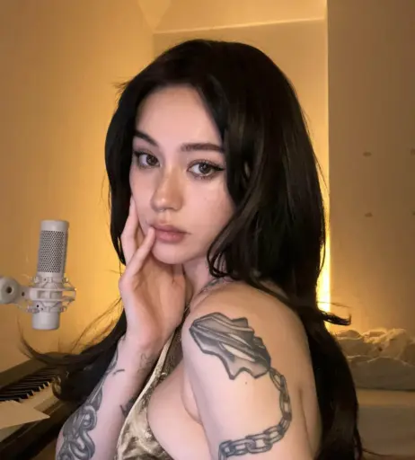 Image 2678042 from Vylerria