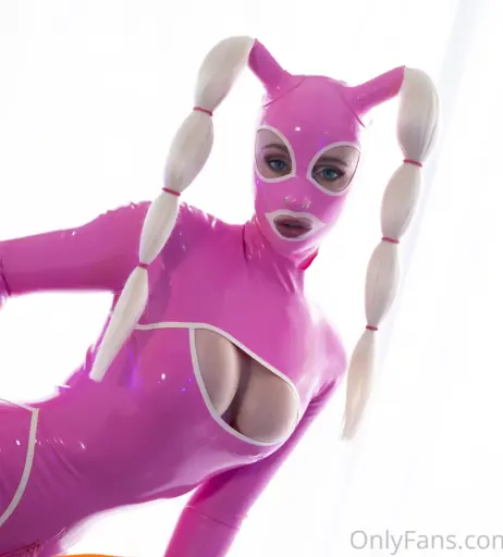 Image 2661082 from Scarlet Chase