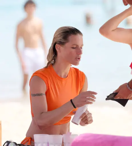 Image 2661037 from Michelle Hunziker
